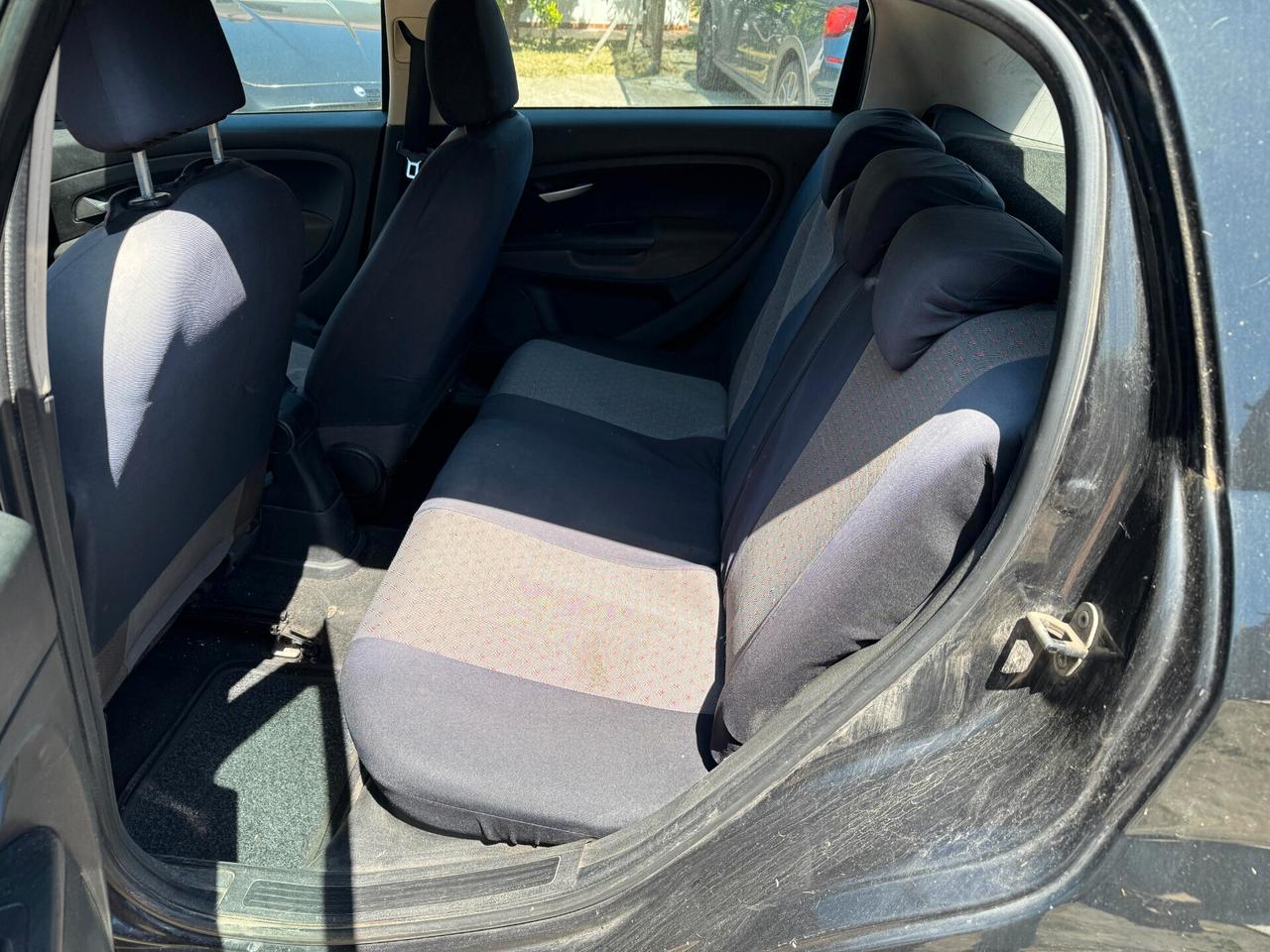 Fiat Grande Punto 1.3 MJT PER COMMERCIANTI VIAGGIA A TRE CILINDRI