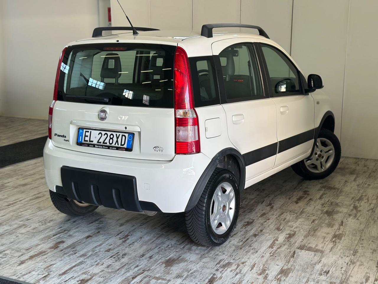 Fiat Panda 1.3 MJT 16V DPF 4x4 Climbing