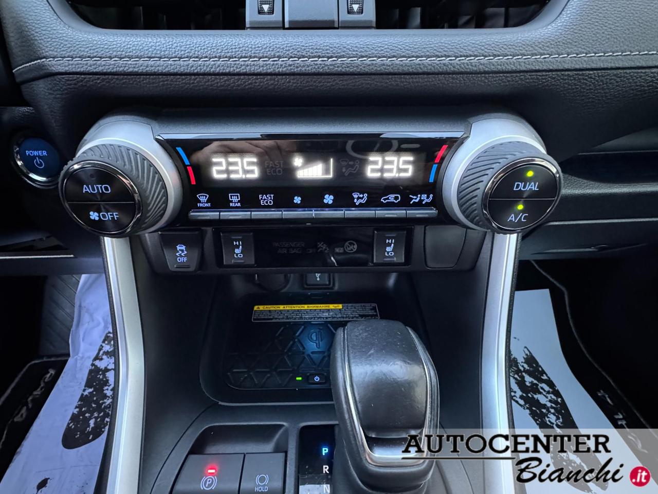 Toyota RAV4 2.5 vvt-ie h Lounge 2wd 218cv e-cvt