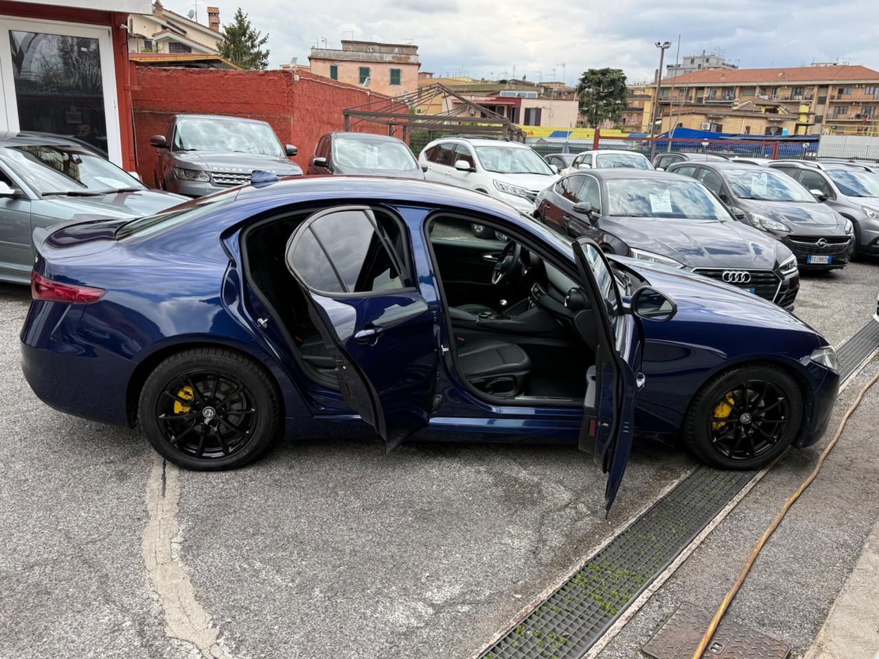 Giulia 2.2 180 CV- Sport-rate-garanzia-permute-E6