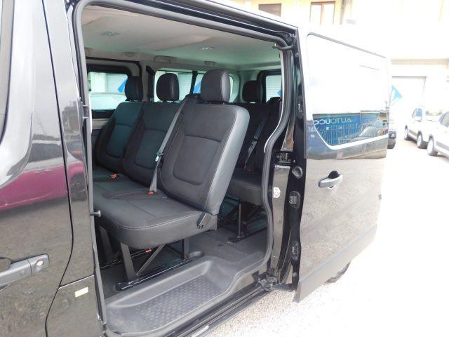 RENAULT Trafic Passenger BluedCi 150CV PL-TN Intens