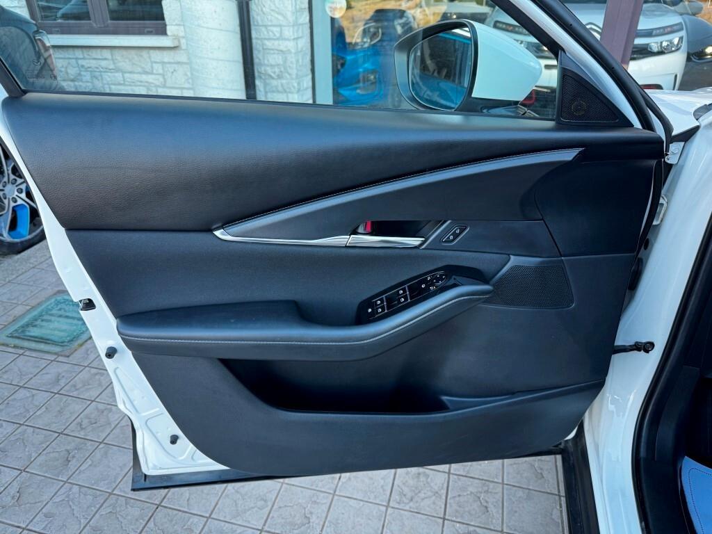 Mazda CX-30 2.0L e-Skyactiv-G M Hybrid 2WD Exclusive