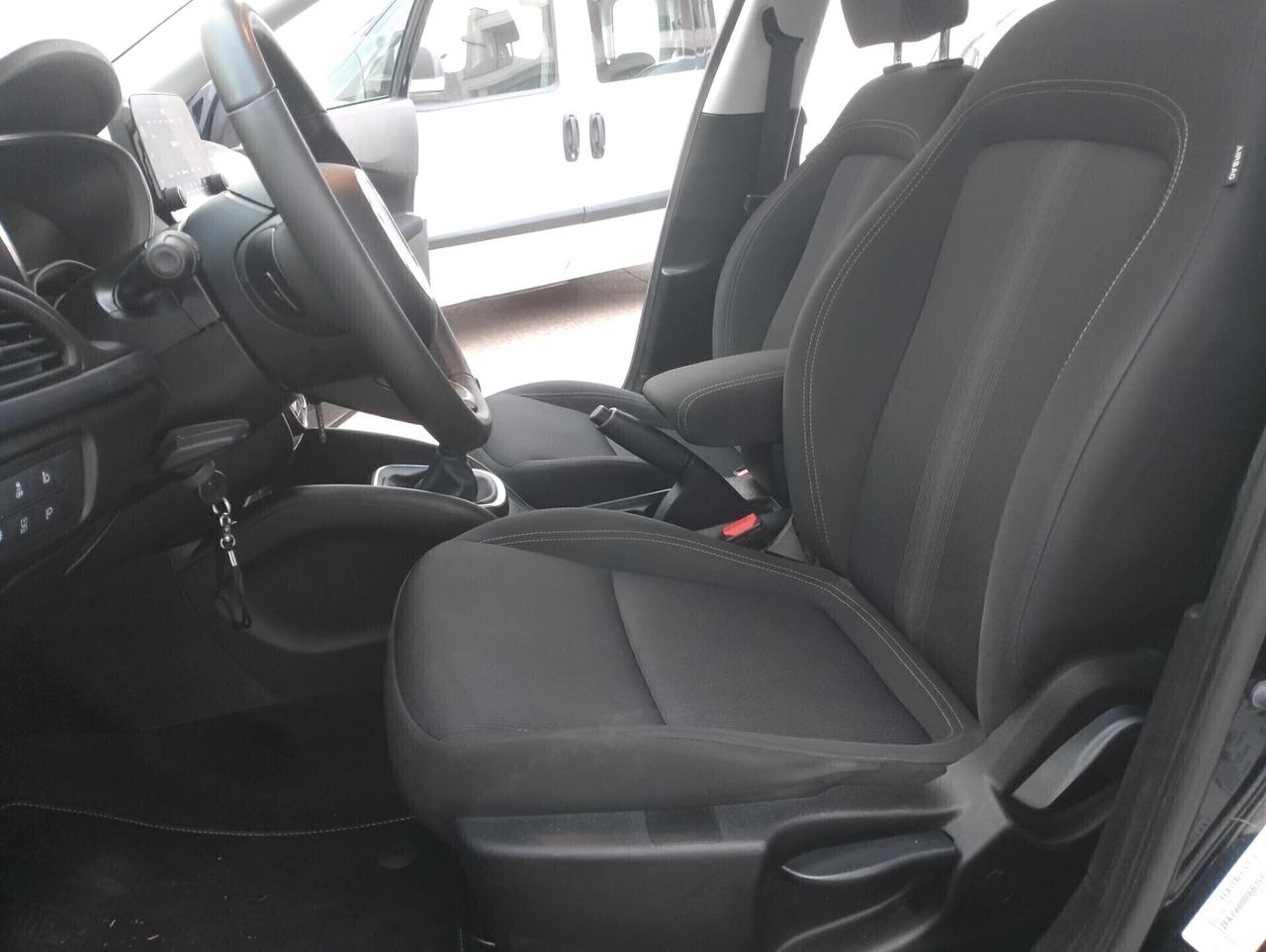 Fiat Tipo 1.3 Mjt S&S 5 porte Sport