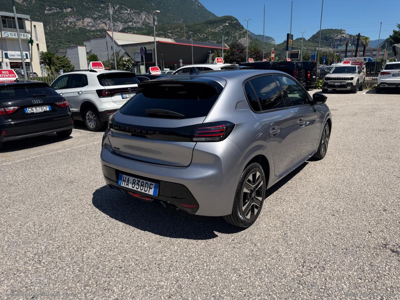 PEUGEOT 208 PureTech 100 S&S 5p. Allure