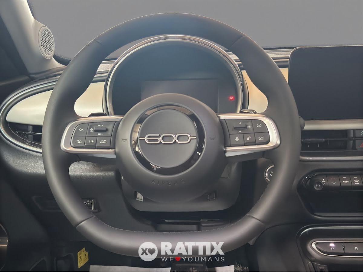 Fiat 600 1.2 hybrid 145CV La Prima II auto