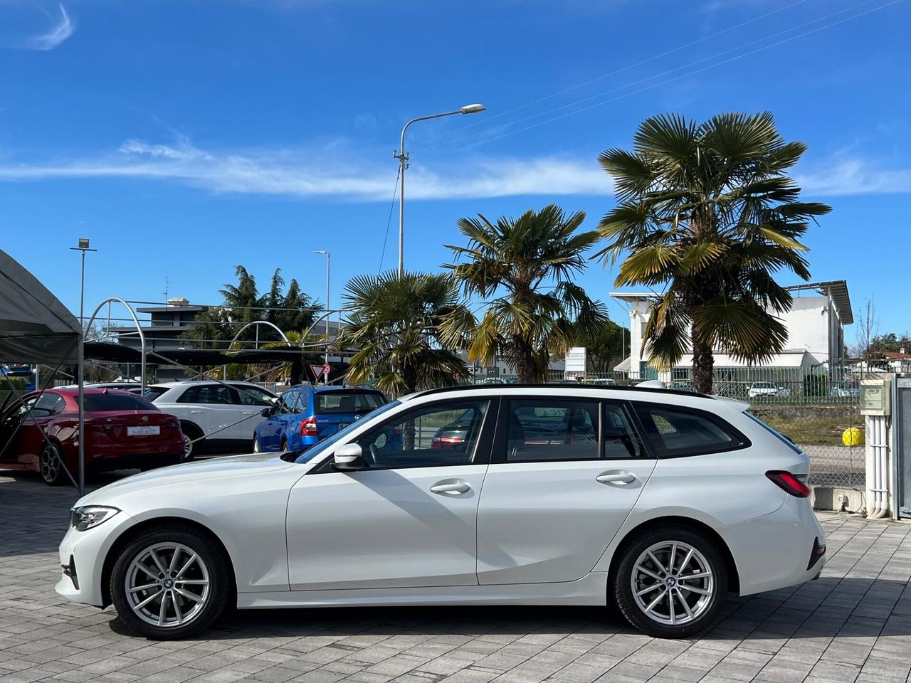 Bmw 320d 48V xDrive Touring Business Advantage