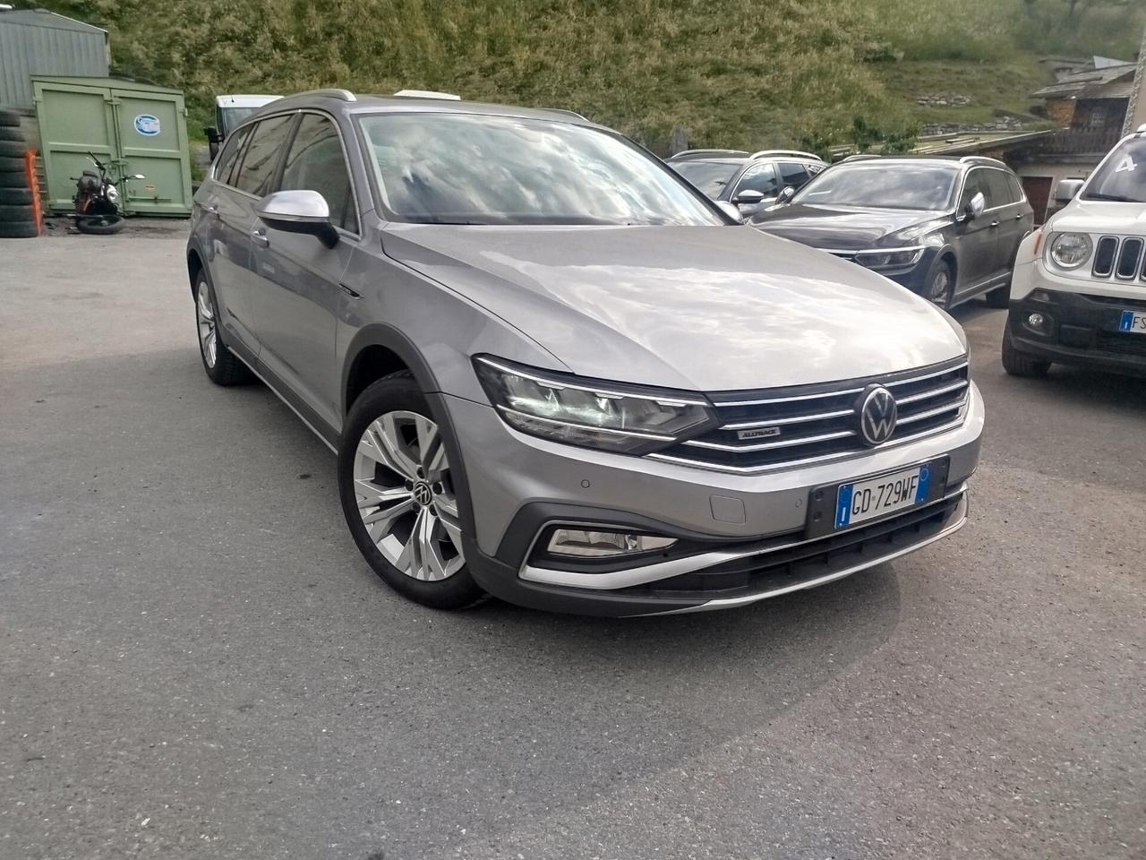 Volkswagen Passat Variant 2.0 TDI SCR 200 CV 4MOTION DSG Executive