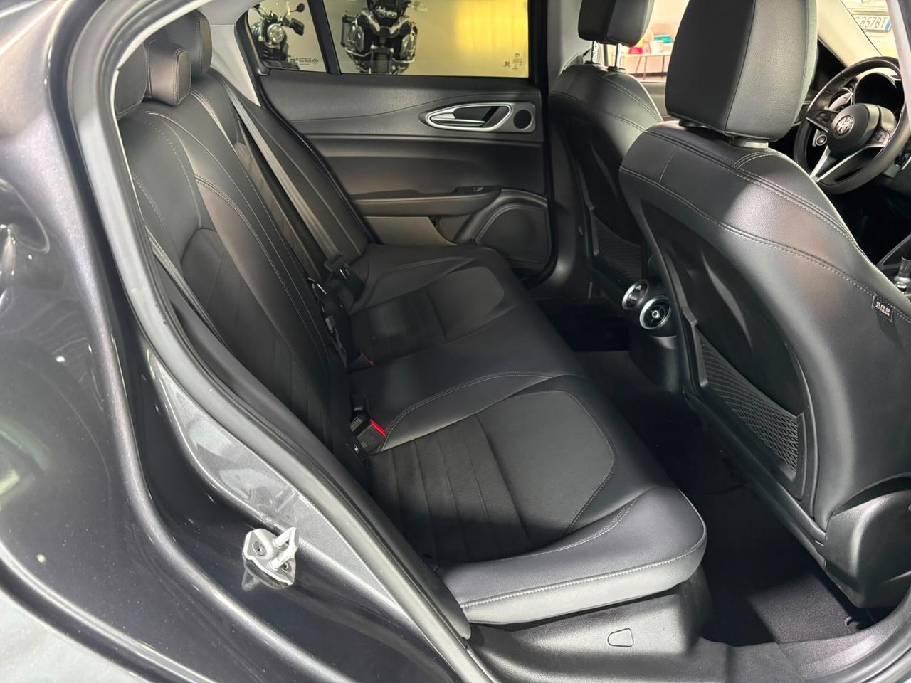 Alfa Romeo Giulia 2.2 Turbodiesel 180 CV Super