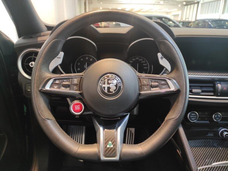ALFA ROMEO Stelvio - Stelvio 2.9 Bi-Turbo V6 510 CV AT8 Quadrifoglio