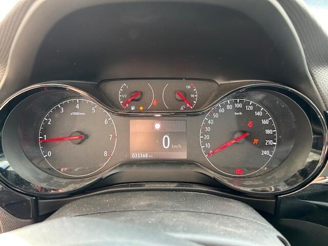 Opel Corsa 1.5 Edition sinistrata incidentata