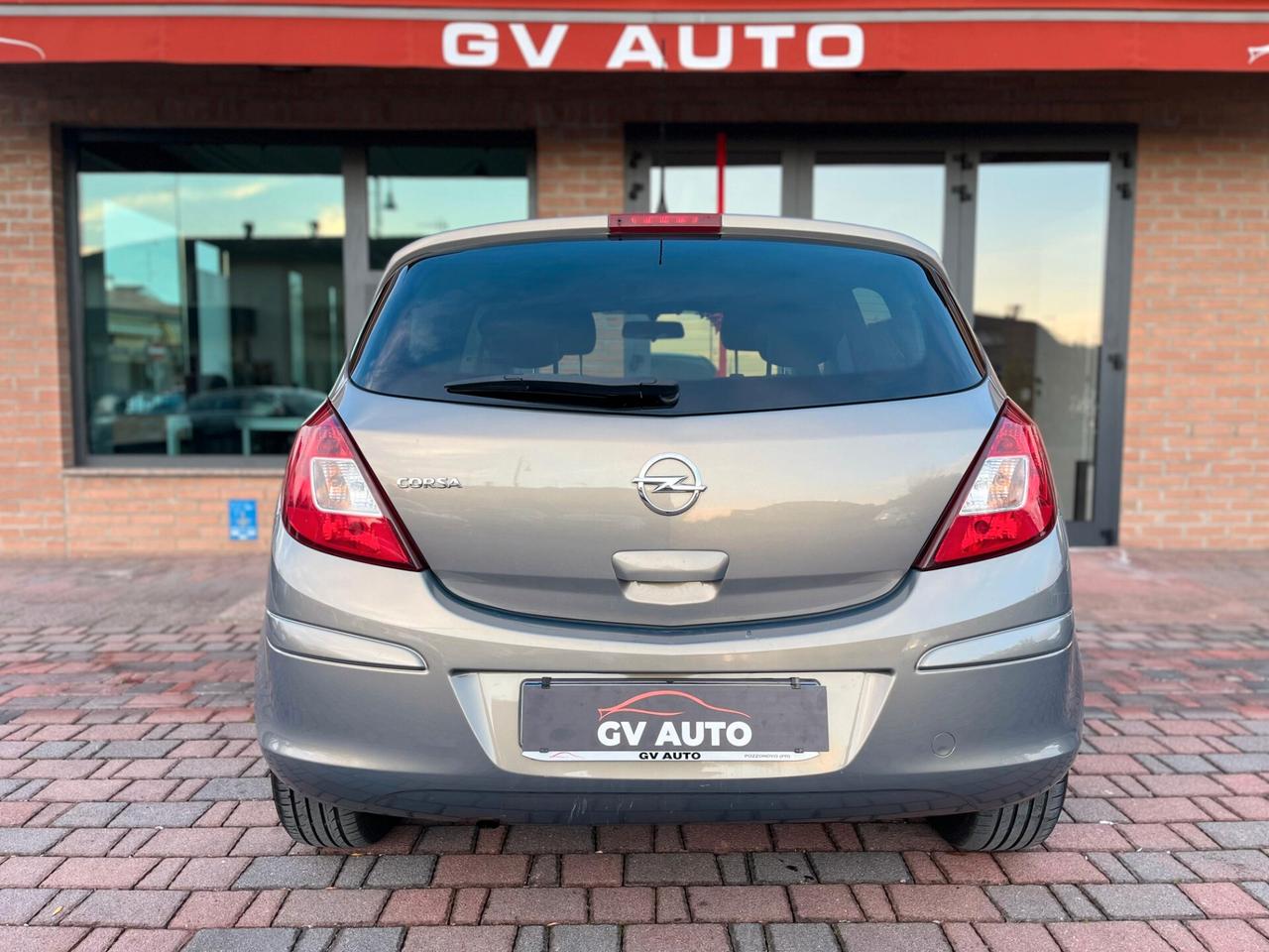 Opel Corsa 1.2 Cosmo