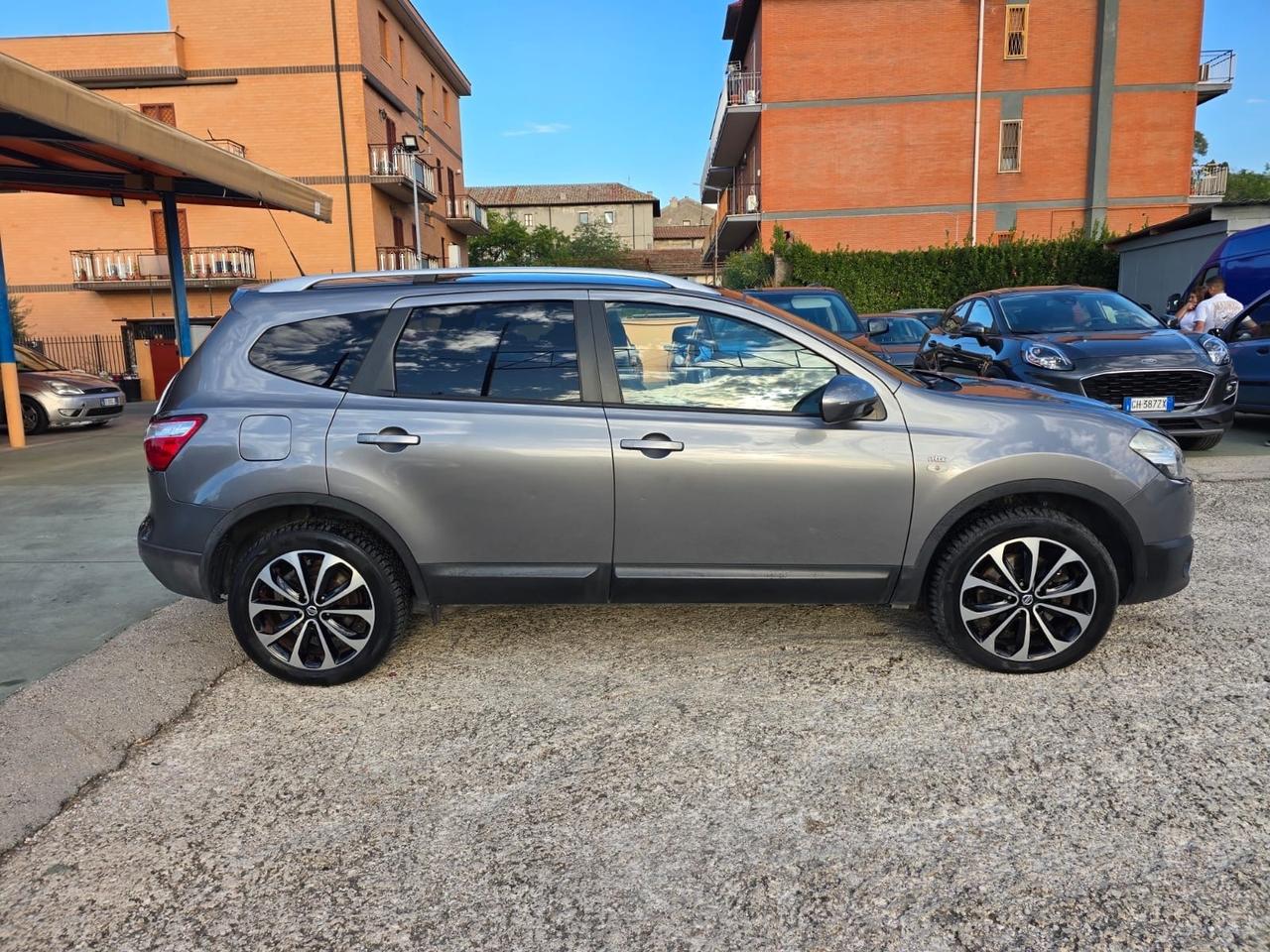 Nissan Qashqai 1.6 dCi DPF Tekna 7 POSTI (PER COMERCIANTI) = 7 POSTI