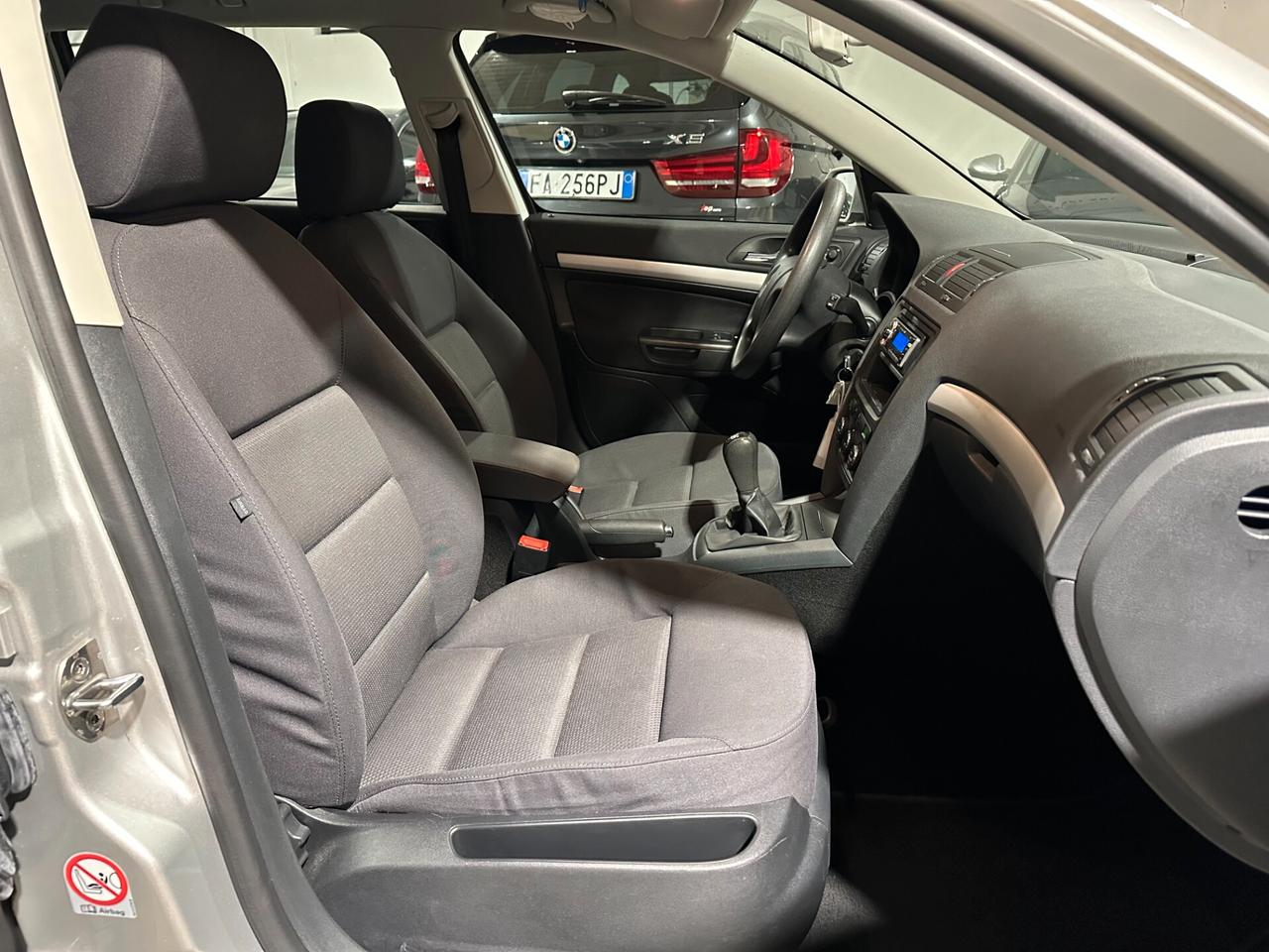 Skoda Octavia 1.6 16V FSI Ambiente - UNICO PROPRIETARIO A/C