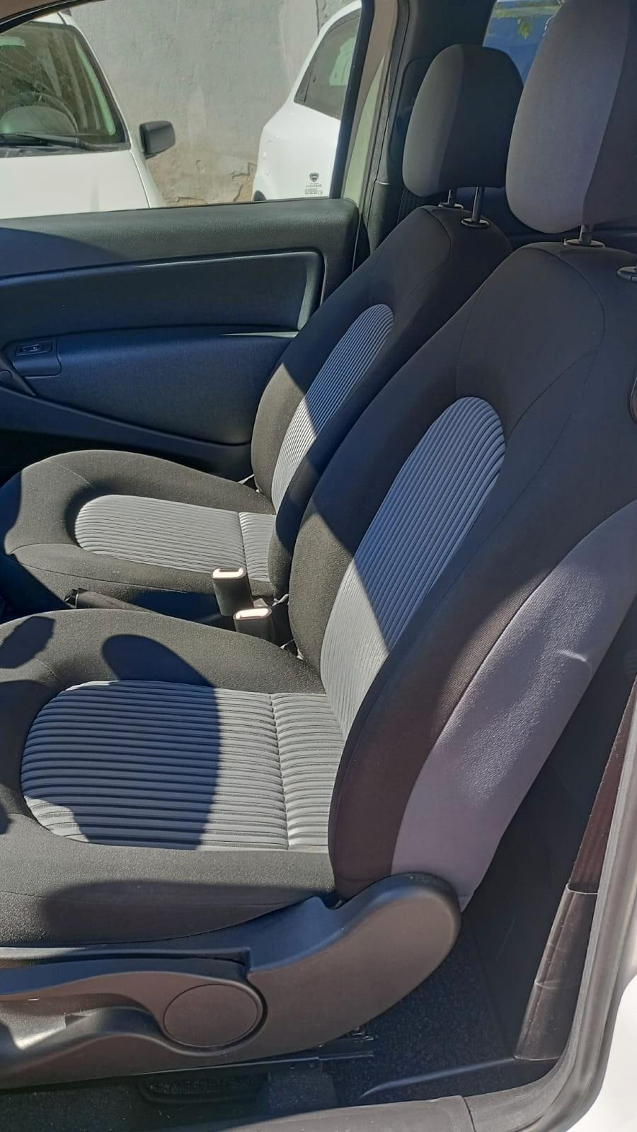 Lancia Ypsilon 1.2 Oro