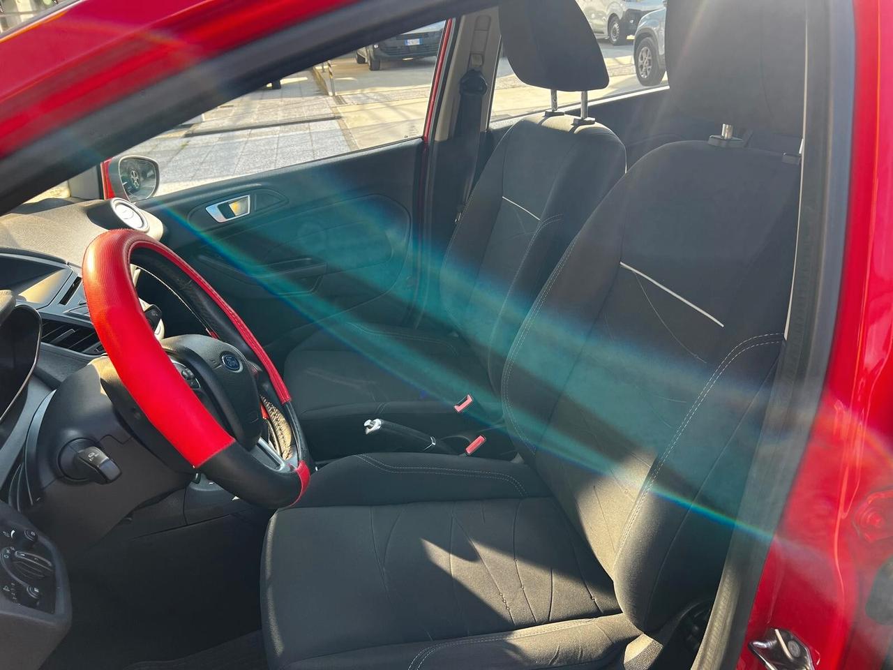 FORD Fiesta 6ª serie Fiesta 1.4 5p. Bz.- GPL T...