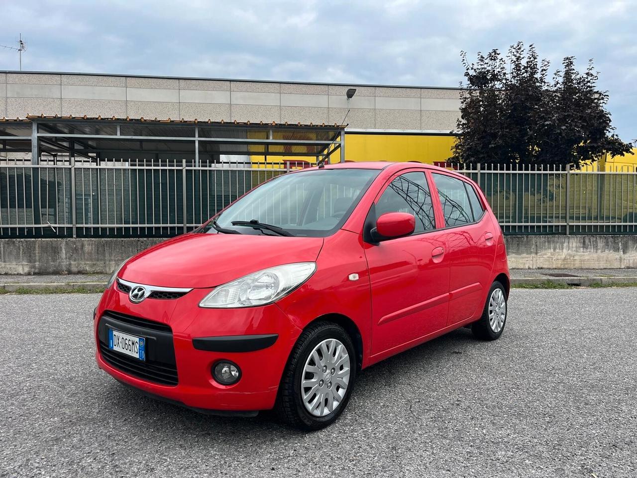 Hyundai I 10 1100 BENZ / GPL SOLO 90.000KM