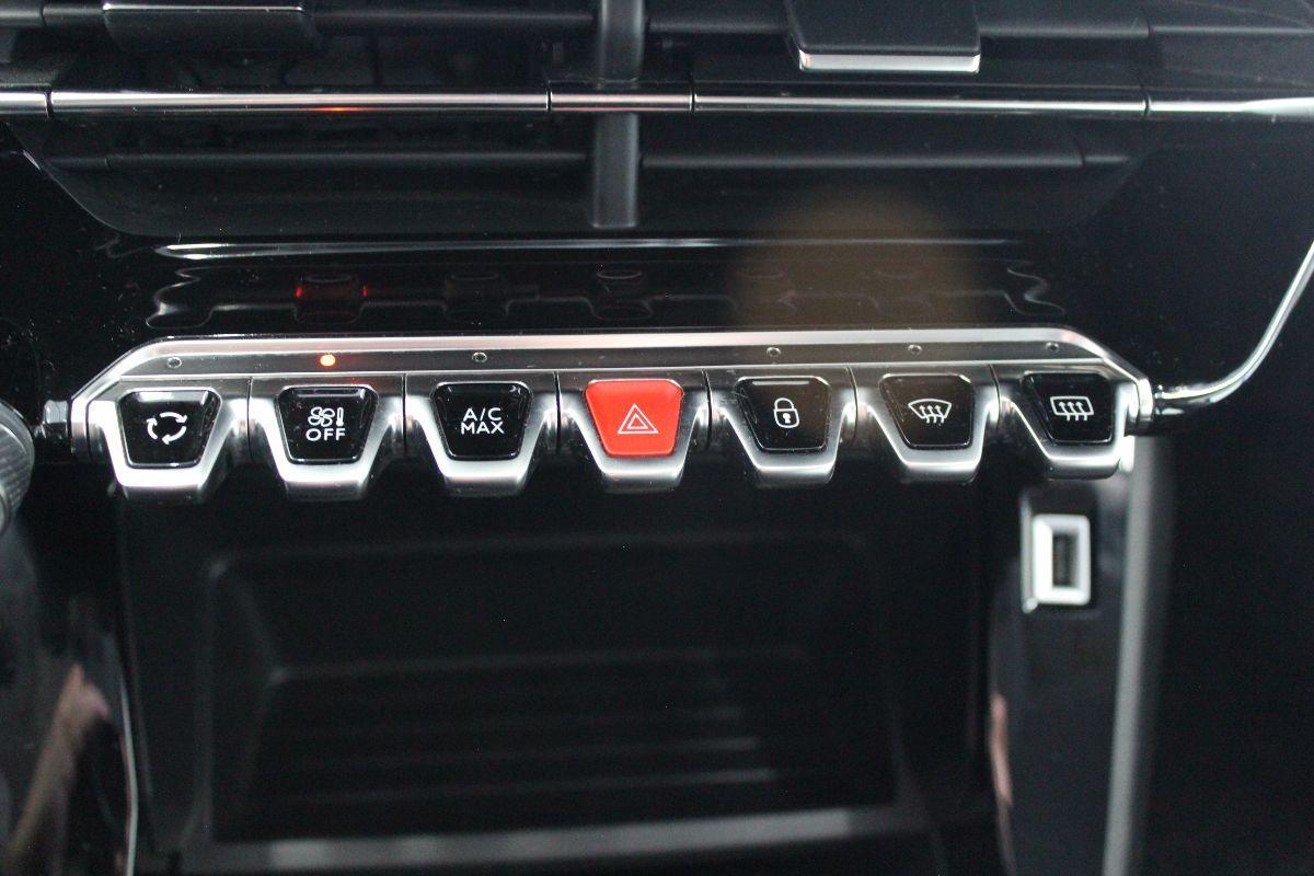 PEUGEOT - 2008 - BlueHDi 100 S&S Active N1 Autocarro.VC.