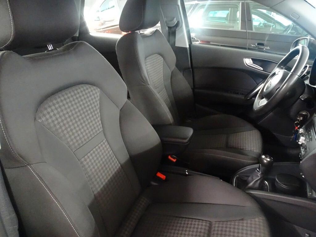 Audi A1 SPB 1.6 TDI Ambition 90 CV Xenon neopatentati