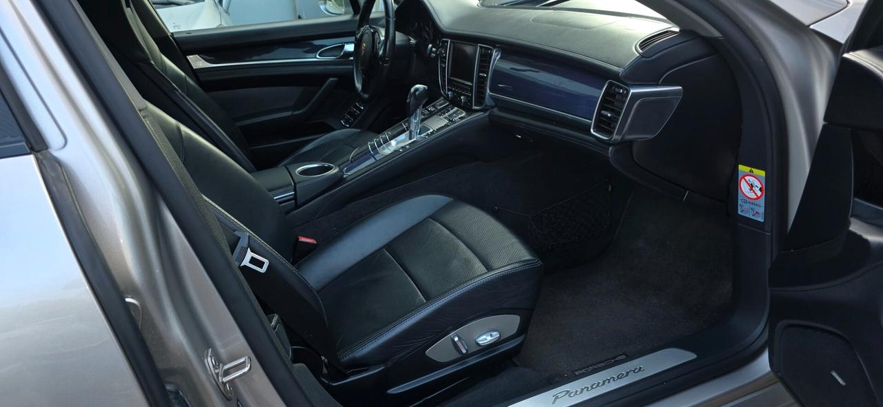 Porsche Panamera 3.0 Diesel Platinum Edition