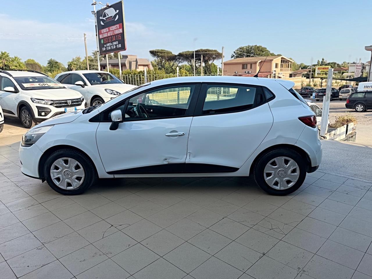 Renault Clio 1.2 75CV GPL 5 porte Wave garanzia 12 mesi
