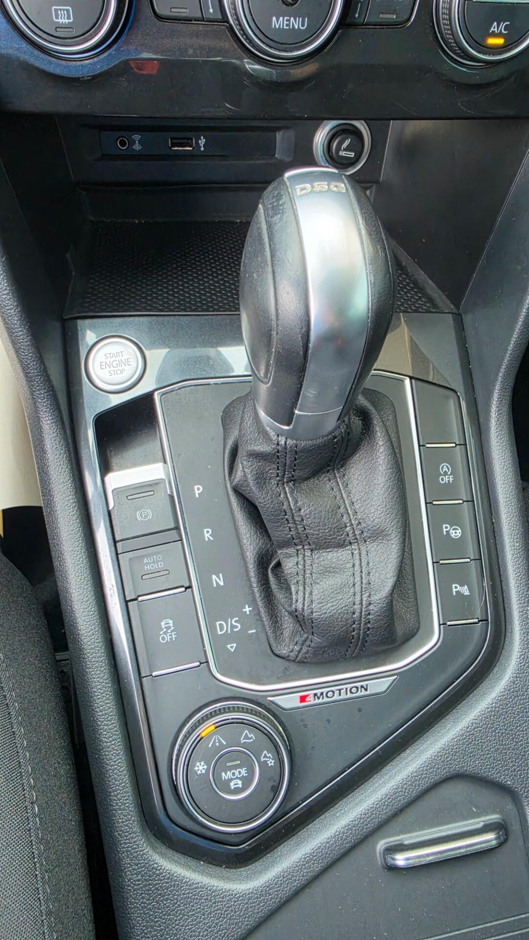 Volkswagen Tiguan 2.0 TDI SCR DSG 4MOTION Executive BMT