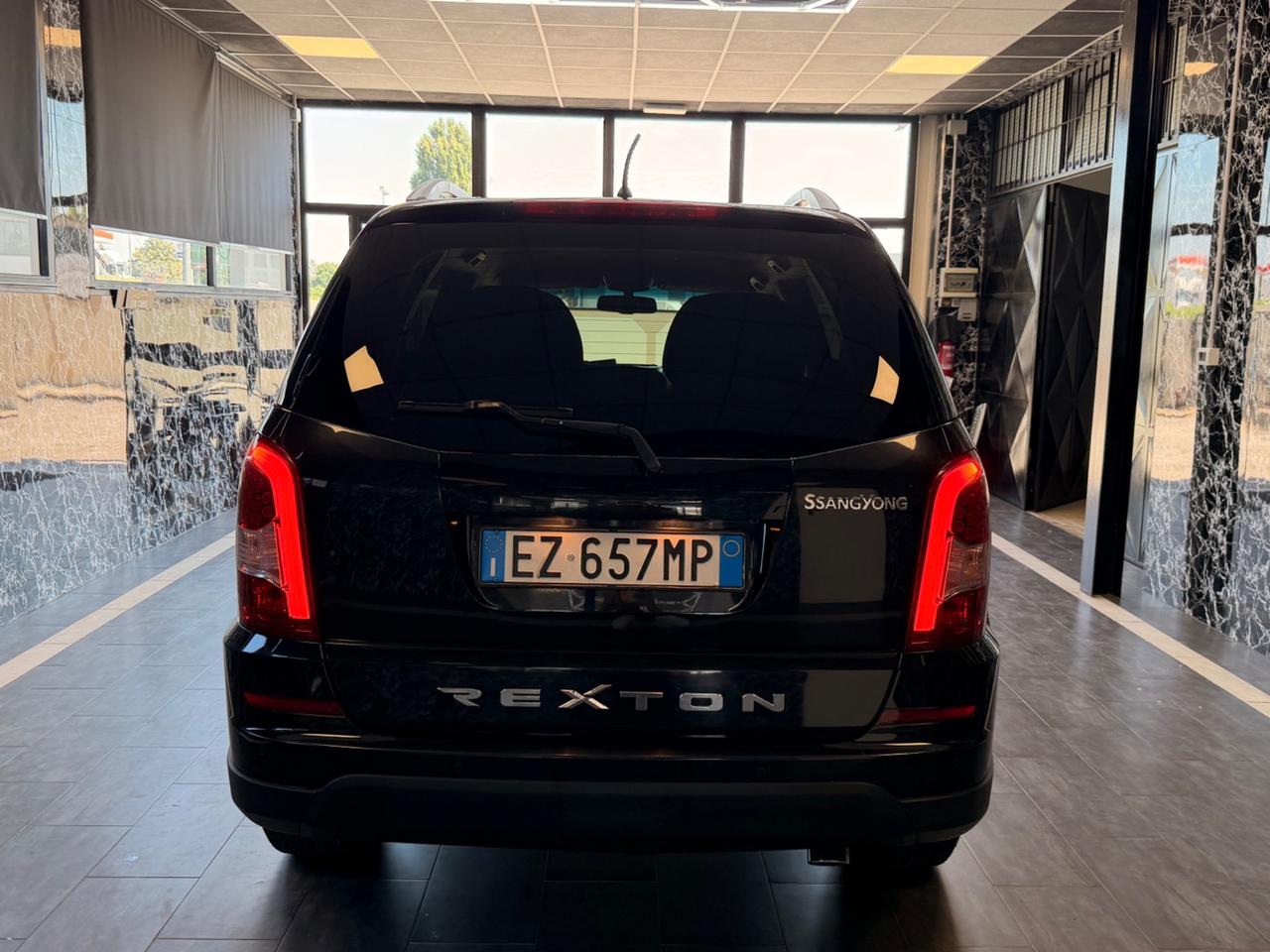 Ssangyong Rexton W 2.0 Xdi 4WD A/T Top