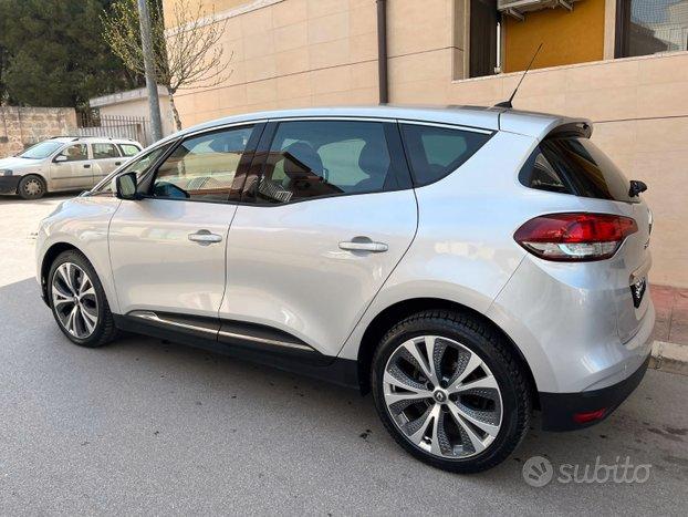 Renault Scenic 1.5 dci "Energie Intense"