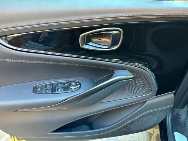 ASTON MARTIN DBX 707 4.0 Auto