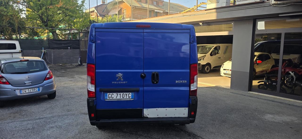 Peugeot Boxer 330 2.2 BlueHDi 140 S&S PC-TN Furgone