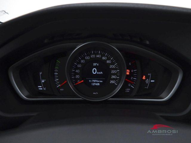 VOLVO V40 D2 Kinetic