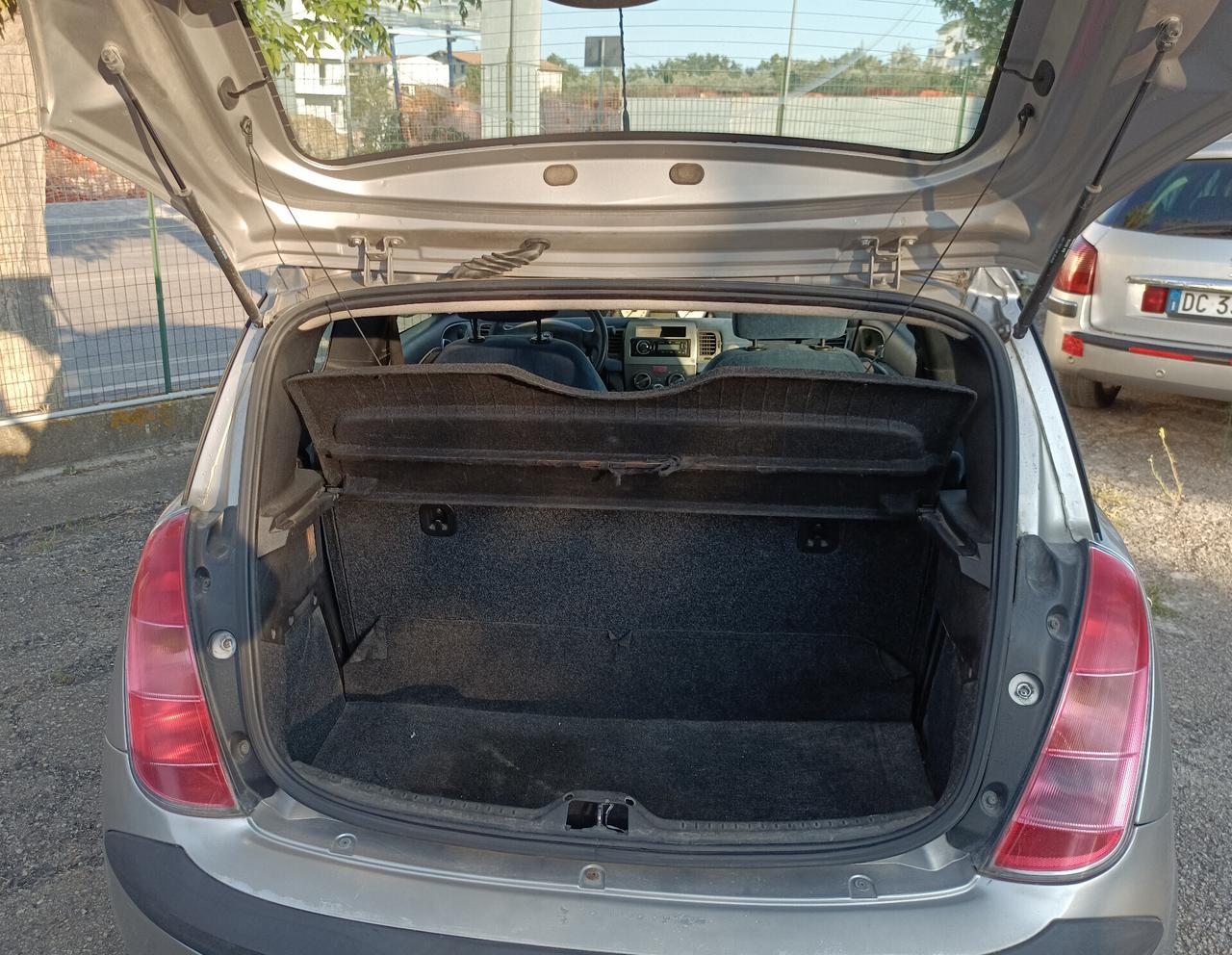 Lancia Ypsilon 1.2 Argento