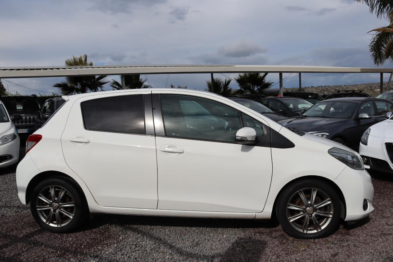 Toyota Yaris 1.4 D-4D 5 porte PANORAMA C.AUTOMATICO