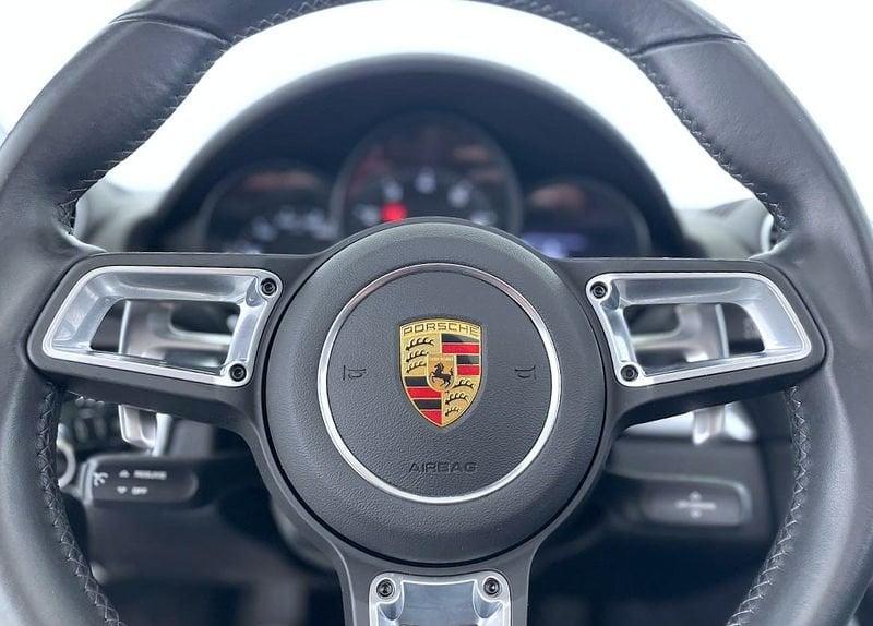 Porsche 718 2.0 Spyder PDK