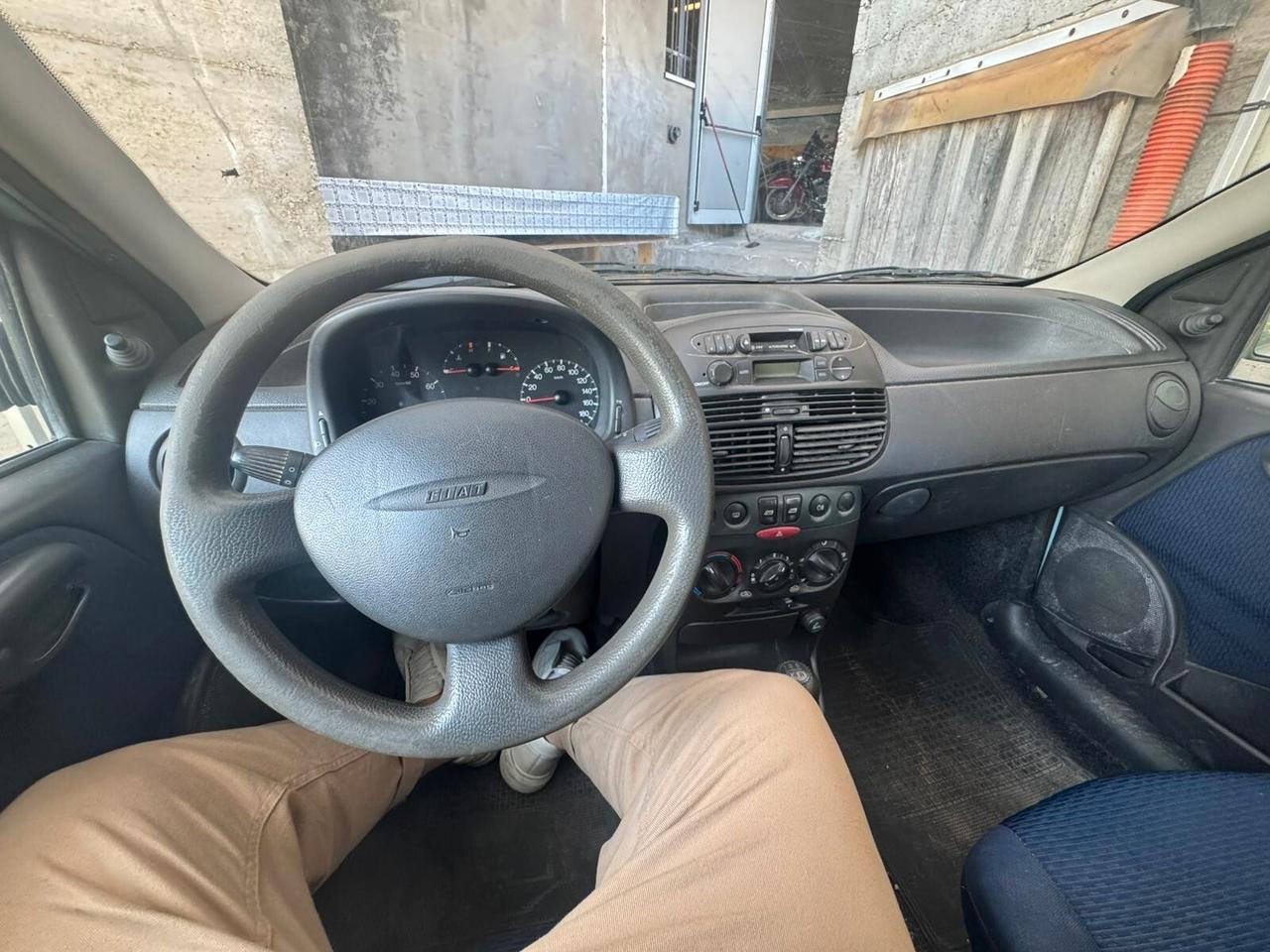 Fiat Punto 1.4 16V 5 porte Emotion