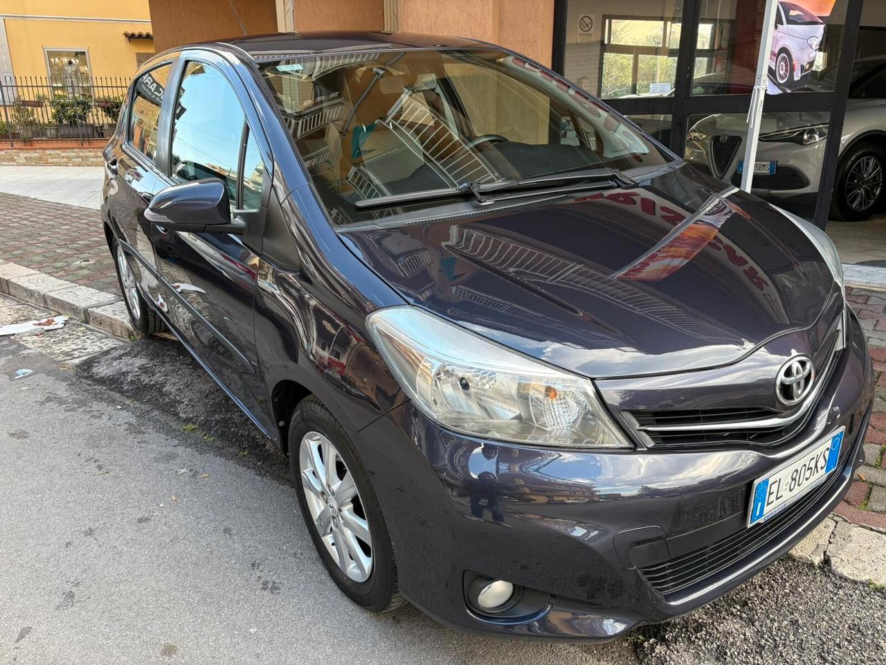 Toyota Yaris 1.3 5 porte Lounge