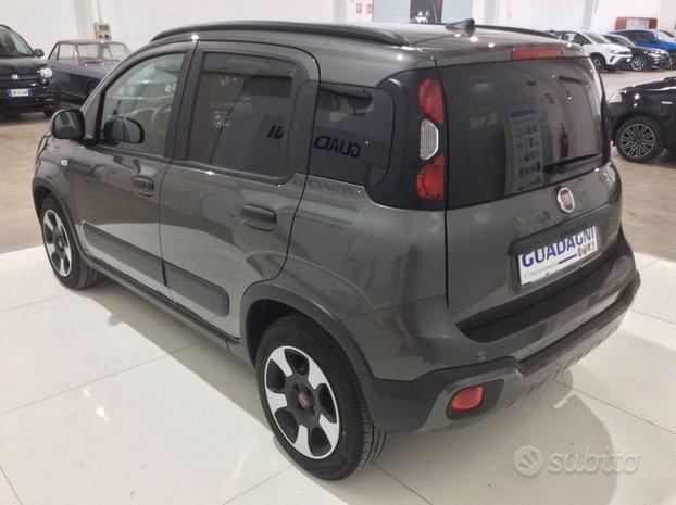 FIAT Panda 1.0 70cv CROSS HYBRID