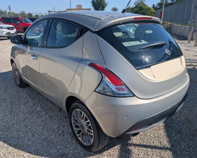 LANCIA Ypsilon 1.2 69 CV 5 porte S&S Platinum
