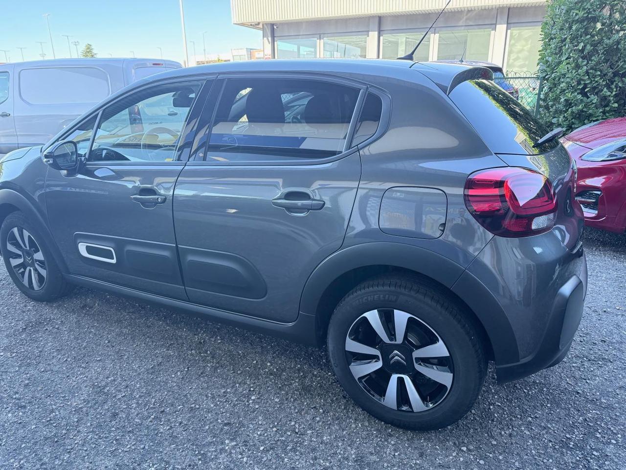 Citroen C3 1.2 puretech Max s&s 110cv