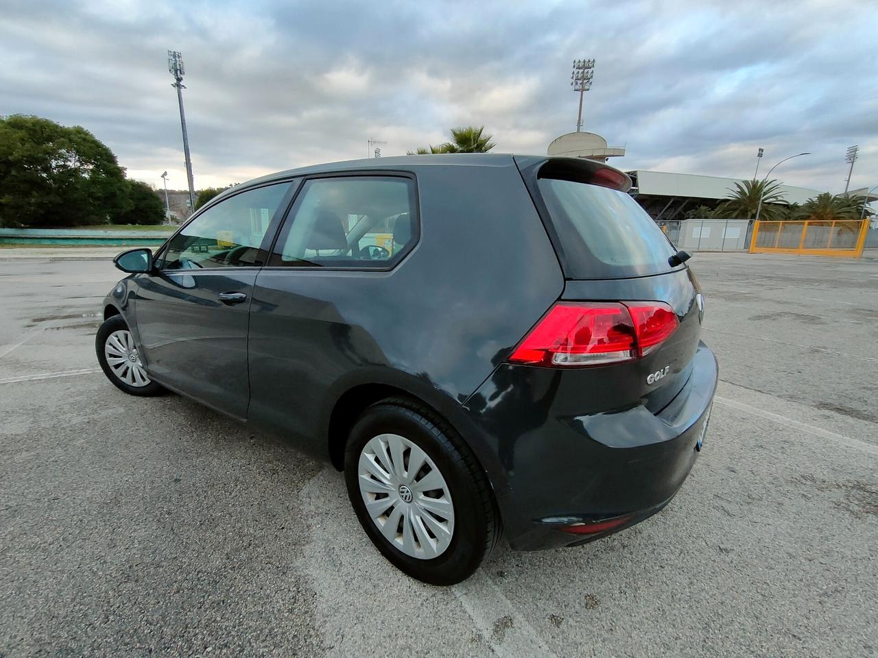 Volkswagen Golf 1.6 TDI 90 CV 5p. Trendline BlueMotion Technology