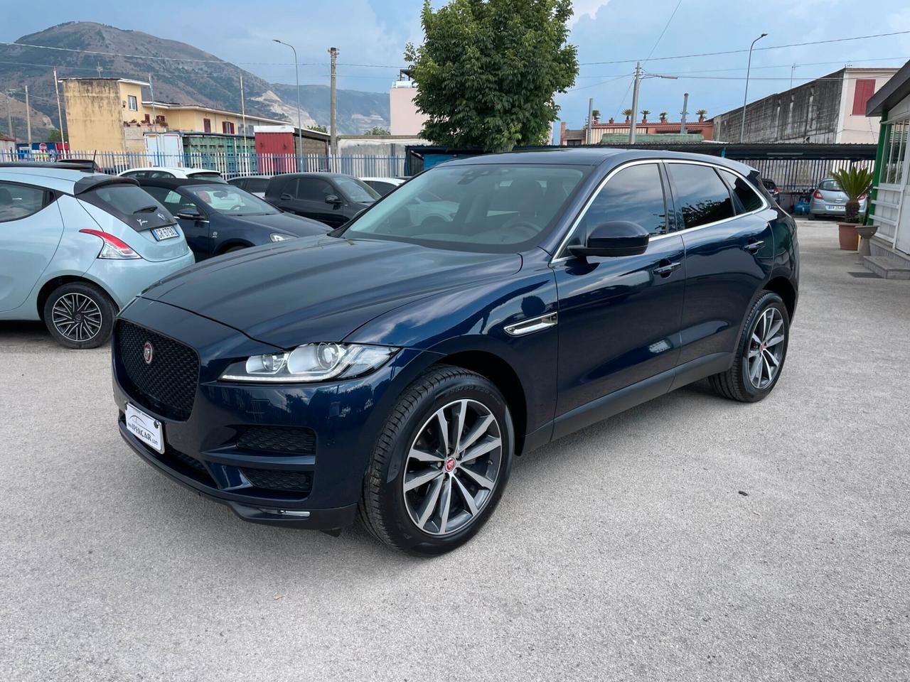 Jaguar F-Pace 2.0 D 180 CV AWD Prestige