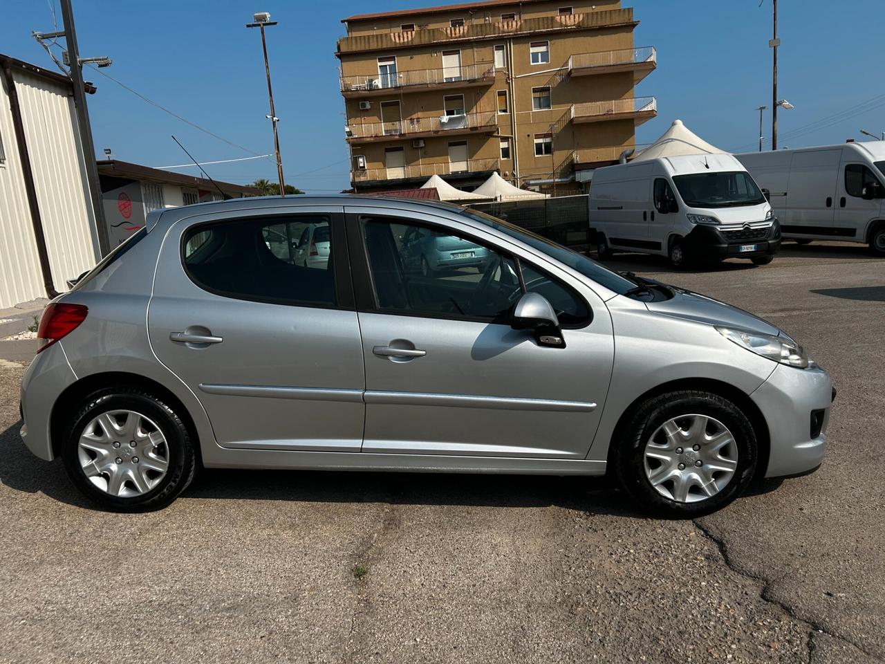Peugeot 207 1.4 HDi 70CV 5p. Energie