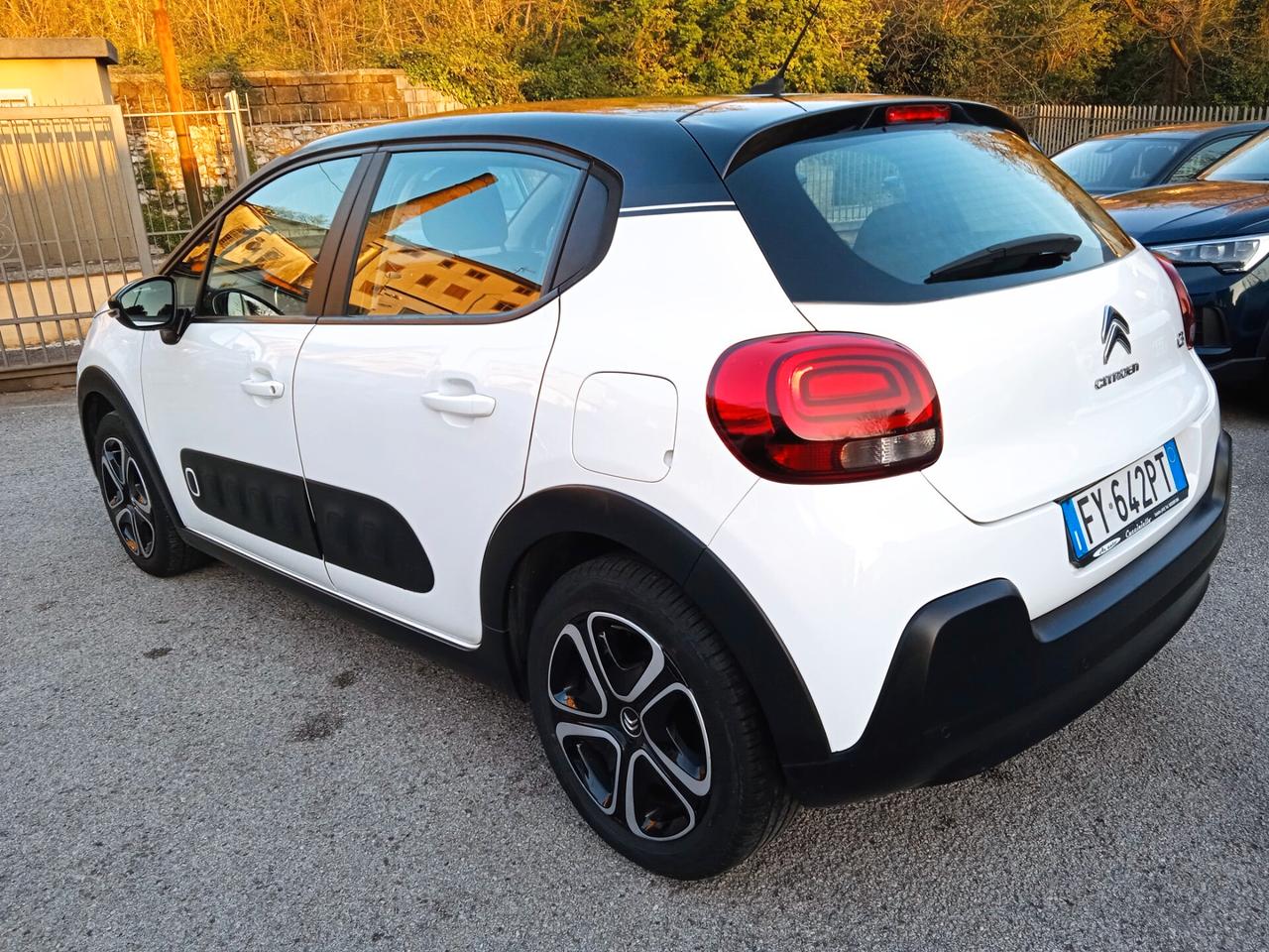 Citroen C3 PureTech 83 S&S Shine