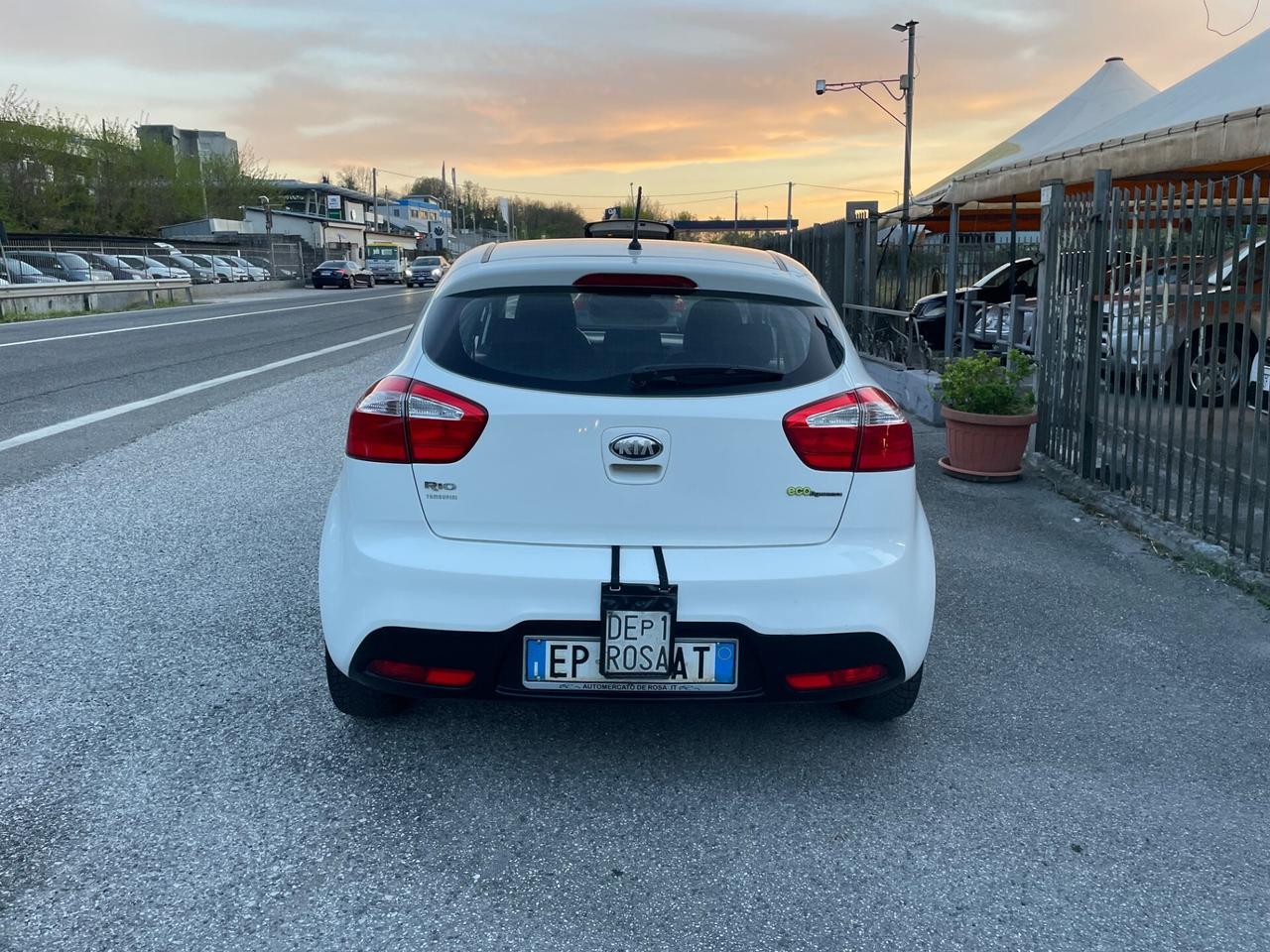 Kia Rio 1.1 CRDi 5p. Cool