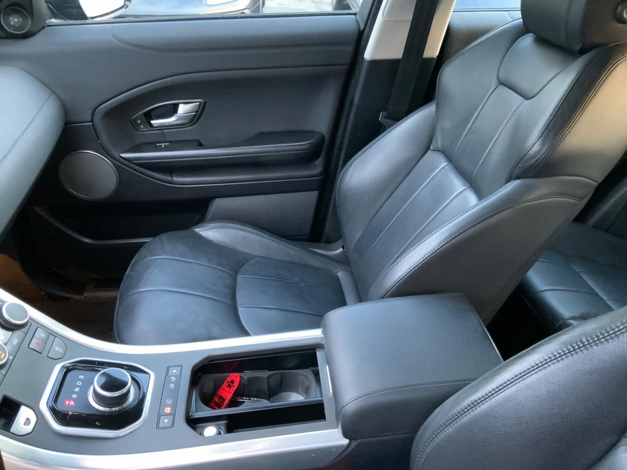 Land Rover Range Rover Evoque Range Rover Evoque 2.0 TD4 150 CV 5p. SE AUTOCARRO 5 POSTI IVA COMPRESA