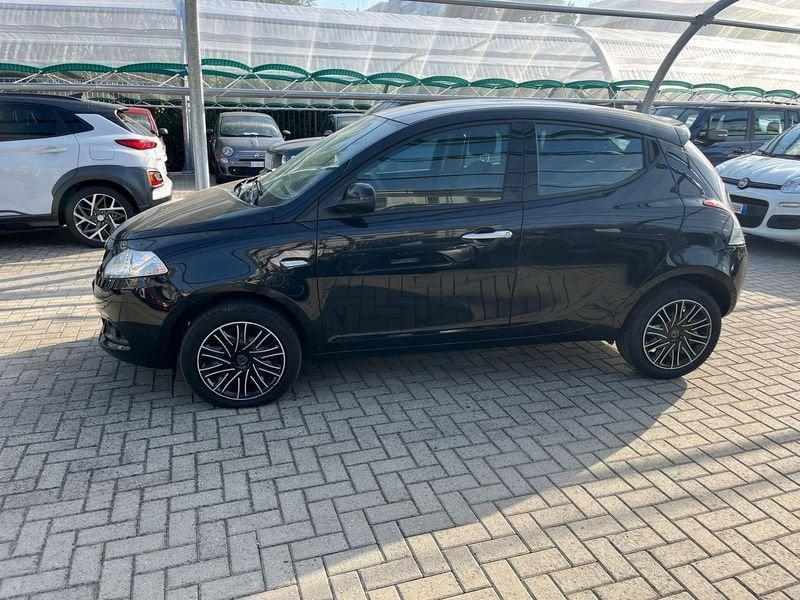 Lancia Ypsilon Ypsilon 1.0 FireFly 5 porte S&S Hybrid Silver Plus