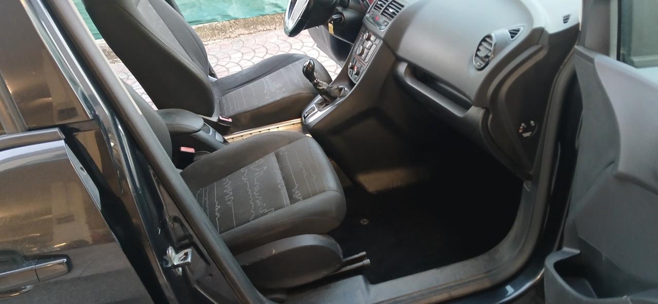 Opel Meriva b 1.3 cdti neopatentati
