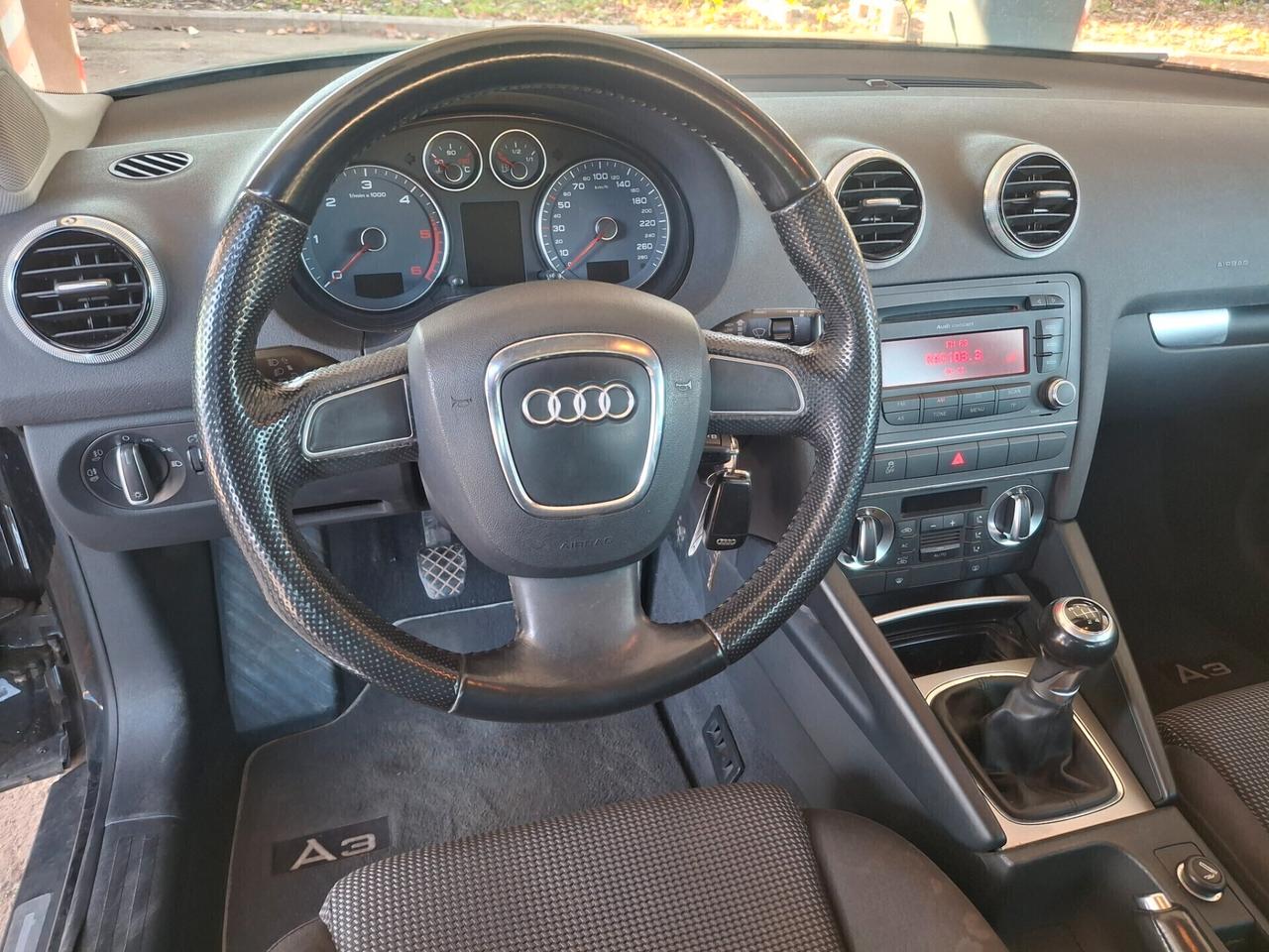 Audi A3 SPB 1.6 TDI 105 CV*CERCHI 17"*PERFETTA*