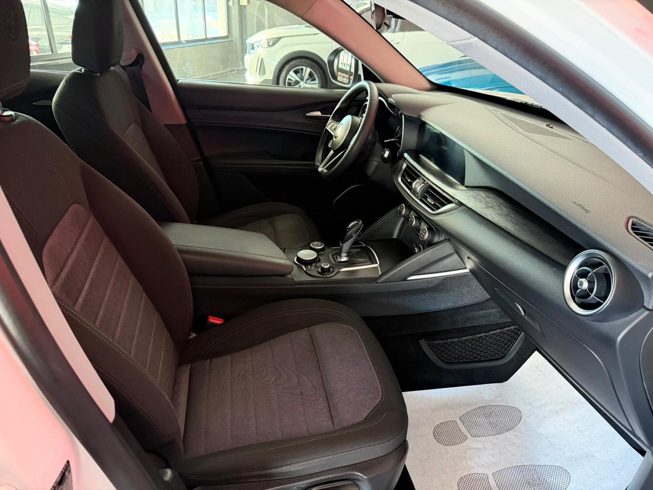 Alfa Romeo Stelvio 2.2 Turbodiesel 190 CV AT8 Q4 Super