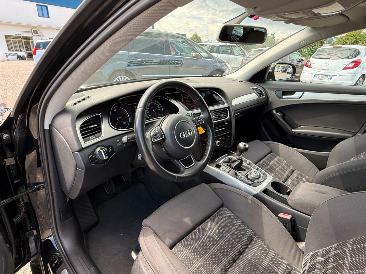 Audi A4 Avant 2.0 TDI 143CV Manuale