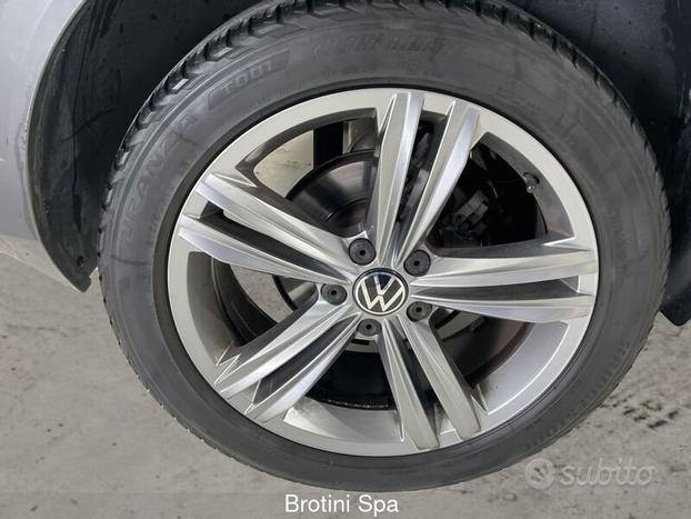 Volkswagen T-Roc 1.5 TSI ACT DSG Advanced Blu...
